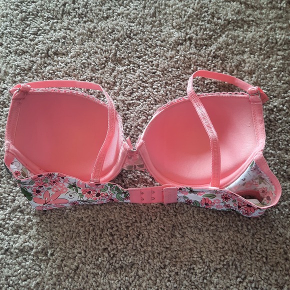 NWT Coobie 32 B Bra..  Padded Underwire, removable straps. - Picture 4 of 4